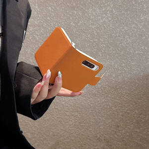 Custodia per Cellulare con Design a Zampa di Gatto per Samsung Galaxy Z Flip 7 6 W25 e Xiaomi Mix Flip, Cover per Ragazze - Product Image 2