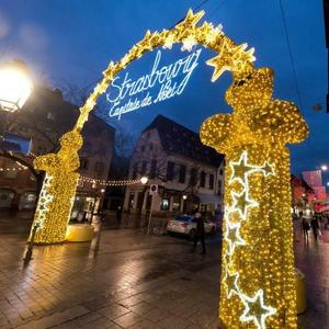 Arche de vacances éclairée personnalisée de 10 pieds de hauteur grande promenade à travers les lumières de motif de Noël - Product Image 2