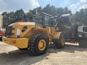 Chargeur sur pneus VOLVO L105E d'occasion de haute qualité L105 L150E équipé de composants de base d'origine bonnes performances Shanghai - Product Image 4