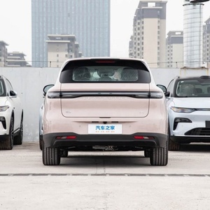 Leapmotor B10, Vehículo de Nueva Energía Económico con Funciones Inteligentes y Conducción Confiable, Diseño Compacto y Brillo Deslumbrante - Product Image 3