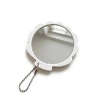 Miroir de maquillage de poche en plastique en forme de pétale de coquillage avec chaîne, logo personnalisé, mini miroir cosmétique portable pour les voyages et l'usage quotidien