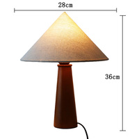 Lampe de table en bois massif de style moderne du milieu du siècle avec abat-jour en tissu conique Lampe de chevet pour éclairage décoratif d'intérieur