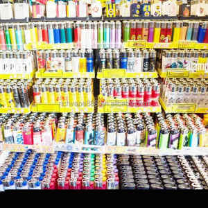 Fornitura Diretta <span class=keywords><strong>di</strong></span> Fabbrica Accendini a Torcia Creativi Personalizzati Ingrosso Accendino Elettronico USB per <span class=keywords><strong>Negozi</strong></span> <span class=keywords><strong>di</strong></span> Elettronica - Product Image 1