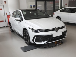 2025 Volkswagens <span class=keywords><strong>Golf</strong></span> 8 Car <span class=keywords><strong>V</strong></span> W <span class=keywords><strong>Golf</strong></span> 5 porte 5 posti Hatchback China Vw <span class=keywords><strong>Golf</strong></span> 85 R-Line 1.5T auto spedizione veloce - Product Image 3