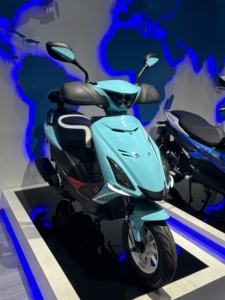 Le plus populaire personnalisé <span class=keywords><strong>50cc</strong></span> 125cc 150cc Scooter moto 4 temps moteur CDI disque d'allumage et frein à tambour extrêmement abordable - Product Image 2