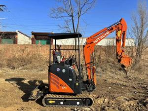 Mini excavadora Hitachi ZX17U usada, motor de máquina sobre orugas de 1,5 toneladas | Alta potencia de excavación | Importado de Japón | Confiable - Product Image 3