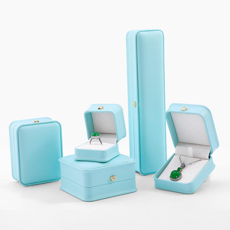 สีฟ้าอ่อน