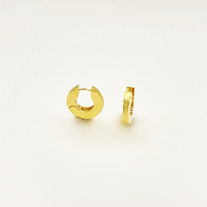 Boucles d'oreilles créoles martelées style Trunky, bijoux fantaisie dorés brillants pour le quotidien - Product Image 5