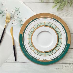 Vente en gros d'assiettes en céramique faites à la main accessoires de cuisine service de vaisselle en porcelaine osseuse service d'assiettes à dîner de mariage - Product Image 3