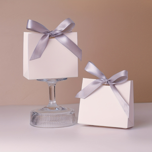 Manufacturer Wholesale Eco-friendly Ivory Board Luxury Rectangle <b>Gift</b> Paper <b>Bag</b> with Ribbon Handle for Birthday <b>Parties</b> - Product Image 2