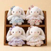 En gros, Porte-clés pendentif lapin en peluche floral mignon, personnalisé, doux, type mascotte, jouet animal en peluche pour cadeau de mariage