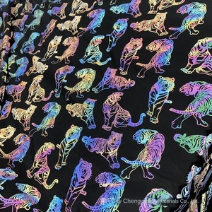 Margherita per stampa a colori magici tessuto elastico riflettente a quattro lati tessuto a maglia per abbigliamento Yoga con strass - Product Image 5