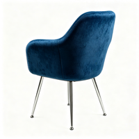 Chaise de salle à manger moderne avec accoudoirs en velours et pieds en métal argenté poli pour la décoration de la maison, du restaurant et de l'hôtel