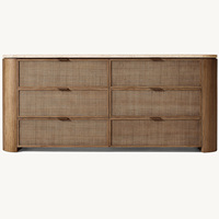 Meuble de rangement Rhoohill personnalisé en chêne blanc avec plateau en travertin, commode à 6 tiroirs en bois massif