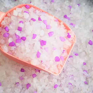 Arena para gatos de cristal personalizada OEM al por mayor, alta eficiencia, desodorización, rápida absorción, sin polvo, fórmula ligera, arena para gatos - Product Image 3