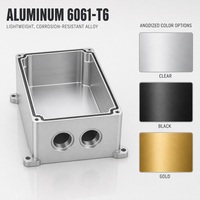 Boîtier en aluminium usiné sur mesure par CNC pour l'électronique automobile, boîtier étanche avec brides de montage et vis de fixation