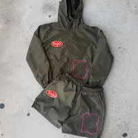 Ensemble de survêtement en nylon personnalisé pour hommes, streetwear, veste coupe-vent légère, pantalon cargo, impression de logo OEM ODM, broderie