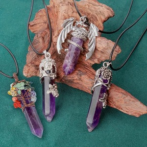Collier pendentif Arbre à Argent en Forme de Cœur en Améthyste Naturelle avec Fil de Cuivre, Vente en Gros - Product Image 2