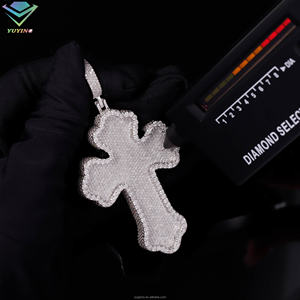 Pendentif croix unisexe en argent 925 plaqué or 18 carats, serti de moissanite VVS certifiée GRA, style hip-hop, taille brillant ronde, monture griffe. - Product Image 3