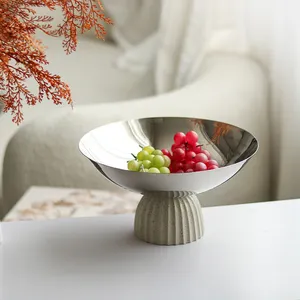 Plato de tazón redondo decorativo de frutas secas de azúcar caramelo de resina de metal alto para sala de estar creativa al por mayor