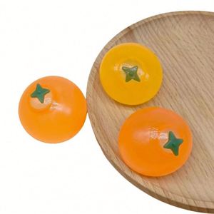 Juguete Antiestrés de Tomate, Divertido Juguete para Apretar y Aliviar el Estrés, Juguete Blandito de Fruta, Pelota Antiestrés de Tomate, Gran Venta - Product Image 2
