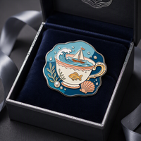 Épinglette en émail souple Teacup Ocean, bateau à voile antique, perle, pour badge métallique de design, bord plaqué argent, cadeau de collection