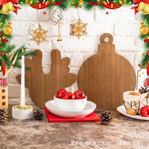 Planche à découper en bois de Noël, planche à charcuterie, assiette de service, planche à découper pour sushis et fruits, assiette à dessert, plateau en forme d'ampoule - Product Image 1