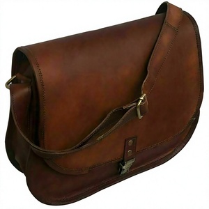 Pochette de chasse en cuir véritable avec fermeture à fermoir, bandoulière arquée détachable, style vintage unisexe - Product Image 1