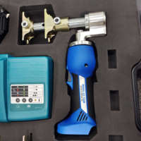 Outil d'installation hydraulique électrique outil de presse axiale alimenté par batterie pour raccords coulissants pex