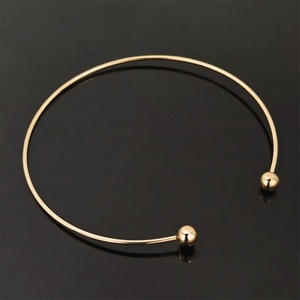 Hebilla de Metal Dorado para Collar y Anillo con Extremos de Bola, Acabado Plateado, Diseño Duradero - Product Image 2