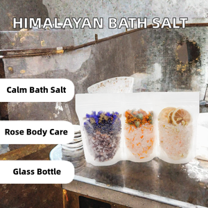 Sal de Baño Rosa Oscuro del Himalaya Khewra Crystal con Rosa, Lavanda y Limón, Fórmula Limpiadora Sólida de 100g en Botella - Product Image 2