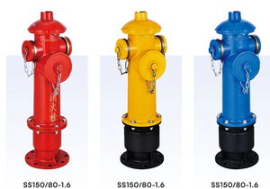 Hydrant d'incendie en fonte rouge avec capuchons et chaînes argentés, équipement de lutte contre l'incendie durable pour l'extérieur, incendies de classe A et B - Product Image 5