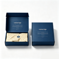 Caja de Envío Azul Marino Personalizada, de Cartón Corrugado Reciclable con Logotipo Dorado para Envíos y Empaquetado de Marcas de Lujo