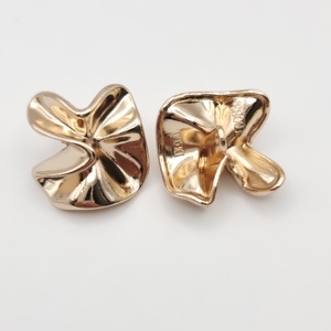 Cổ Phiếu Bán Buôn 20Mm/23Mm/25Mm Thiết Kế Hình Dạng Hoa Phụ Nữ Ưa Thích Vàng Kim Loại Ưa Thích Thời Trang Vàng Nút Cho Quần Áo - Product Image 5