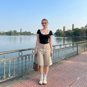 Classic Zipper Fly <b>Ladies</b> <b>Khaki</b> <b>Shorts</b> With Belt Loops Professional Office Wear Blank Apparel Vietnam Bulk Export - Product Image 1