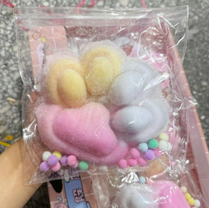 Vente directe usine en gros : Jouet anti-stress unique en TPR en forme de patte de chat, à récupération lente, cadeau idéal pour chat et hamster - Product Image 4