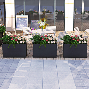 Pots <span class=keywords><strong>de</strong></span> jardin carrés <span class=keywords><strong>de</strong></span> grande taille en métal durable, peints à la poudre, sur mesure - Product Image 3