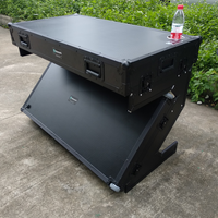 Table de DJ pliable portable Kkmark noire sur noir, style Z, compacte, avec étui de transport