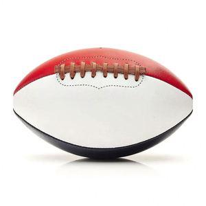 Ballon de rugby personnalisé pour l'entraînement des équipes sportives - Design de logo personnalisé - Matériel personnalisé - Durable et léger - Product Image 1