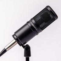 ZOOM ZDM-1PMP - Juego de Micrófono y Auriculares para Grabación de Karaoke en Vivo, Podcasts e Influencers