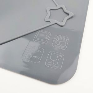 Napperons en silicone pour bébé, anti-taches, antidérapants, tapis de table pour tout-petits - Product Image 4