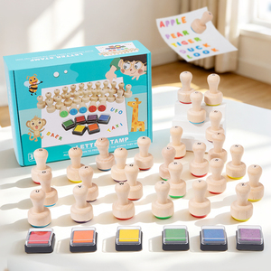 Set di Timbri Educativi Montessori in Legno CE CPC <span class=keywords><strong>con</strong></span> <span class=keywords><strong>Alfabeto</strong></span>, <span class=keywords><strong>Numeri</strong></span> e Forme, Carte Flash per l'Apprendimento Precoce, Giocattolo Divertente per Bambini - Product Image 1