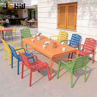 Ensemble de table et chaises de restaurant commercial, table de salle à manger moderne en acier inoxydable pour patio extérieur, ensemble de 4/6/8 chaises