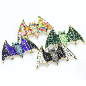 Fledermaus-Broschenschlüssel Neu-Angebot Festival Halloween Diamant Strassstein Schwarzlegierung Metall große Fledermaus-Brosche - Product Image 1