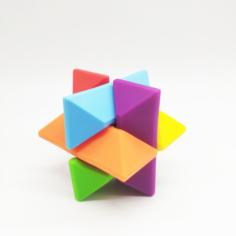 มีสีสัน