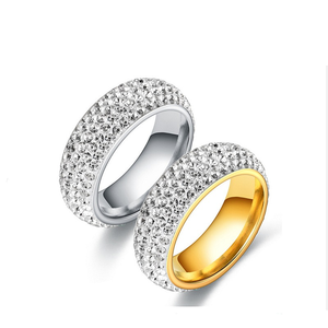Anel de Aço Inoxidável Curvado com Cinco Fileiras de Diamantes, Anel de Casal Fashion com Diamantes - Product Image 5