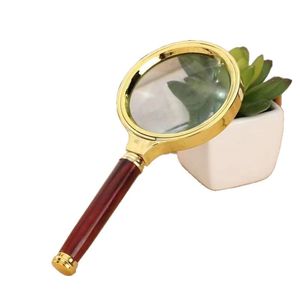 Lupa de mano con lente de vidrio de 90 mm y mango de madera de palisandro para leer periódicos y trabajos detallados - Product Image 5