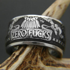 Anillo de Acero Inoxidable Plateado para Hombre H160 con Patrón de Letras 'Zero Fucks', Joyería de Moda para Regalo - Product Image 2