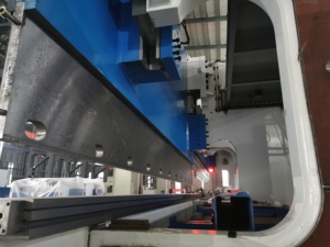 WC67Y-1200T10000 Báo Chí Phanh, Tấm Kim Loại Thủy Lực Uốn Máy Gấp Bán - Product Image 4