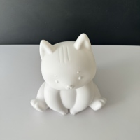 Chat porte-bonheur en résine non peinte pour l'art fluide et la décoration